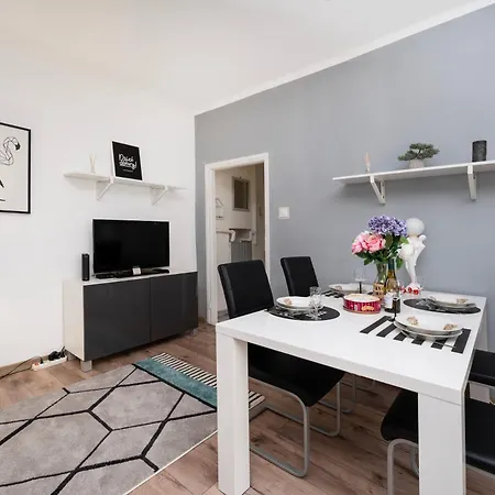 Downtown - 38m2, Location 公寓 罗兹